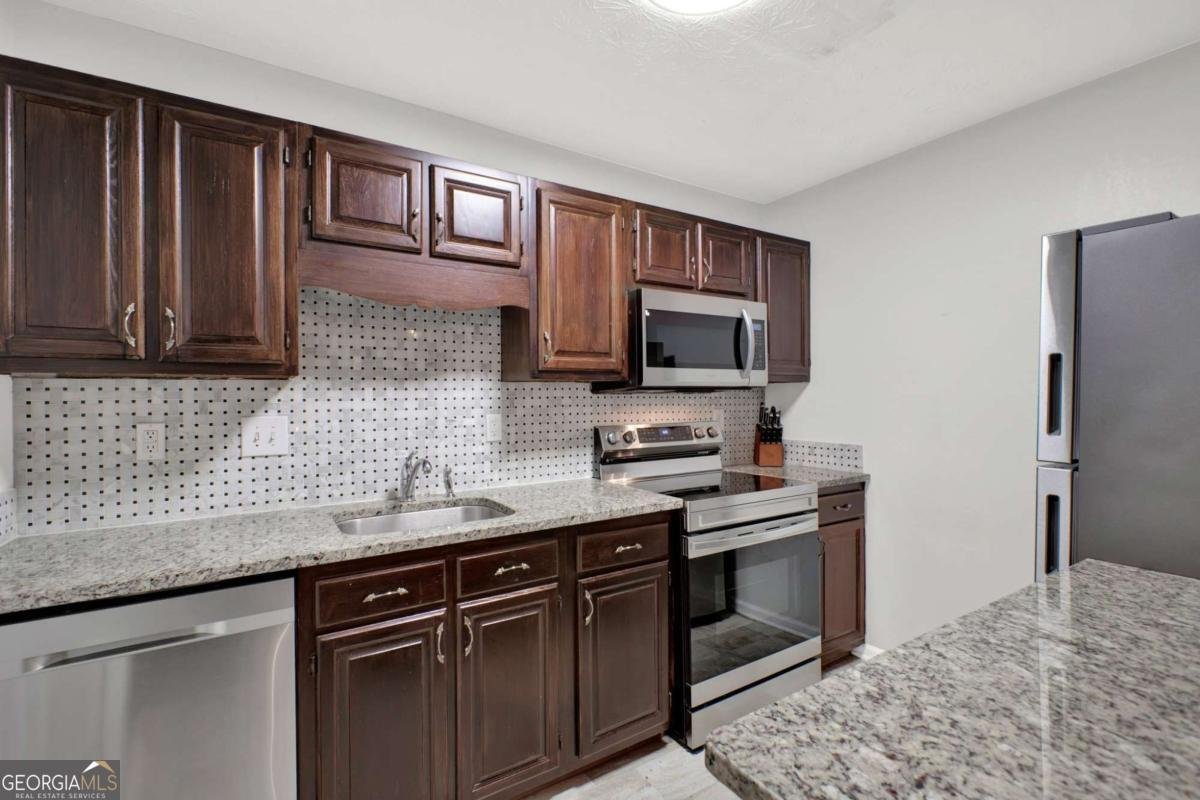 3893 Woodridge Way Tucker - 13