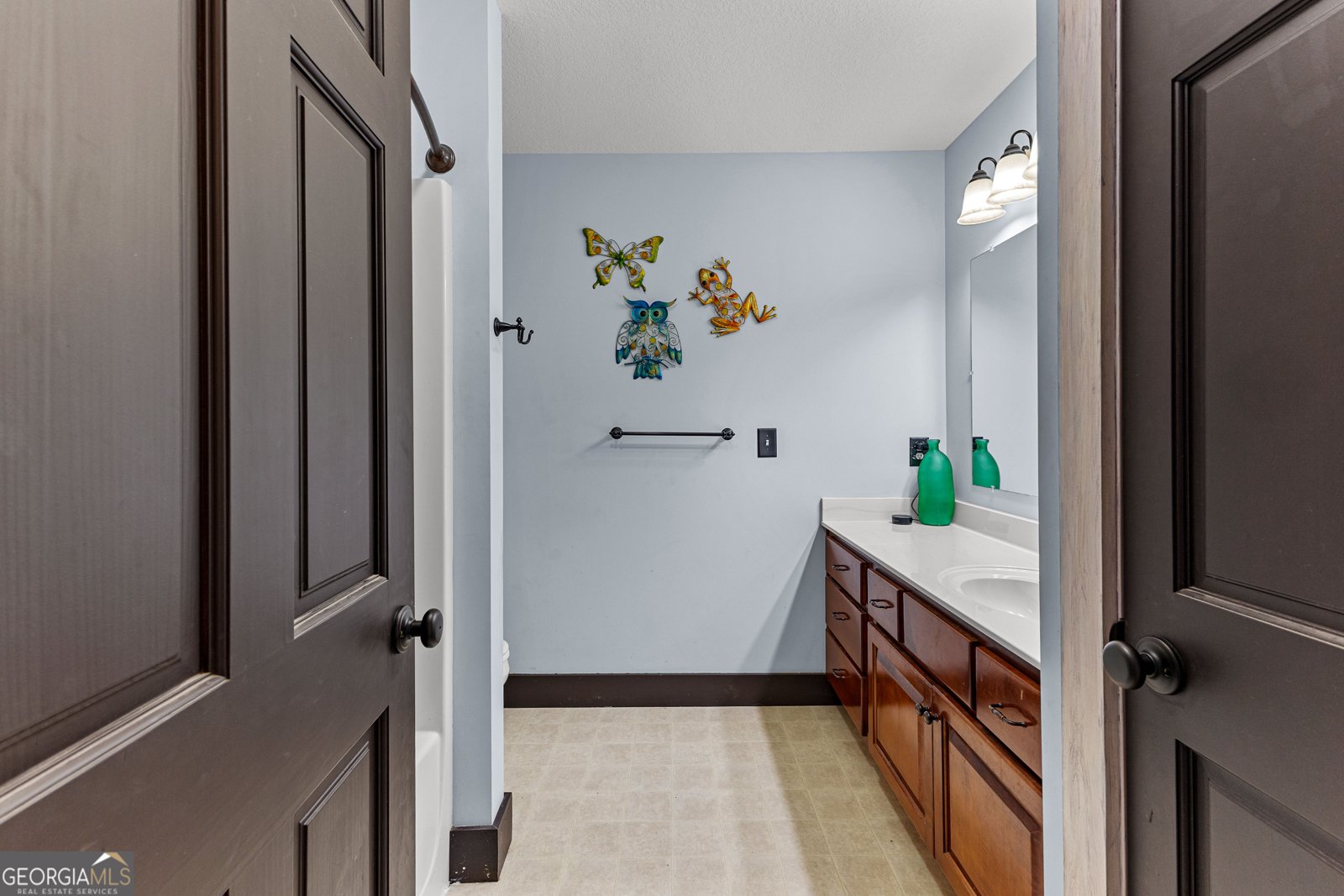 337 Forest Lane Woodbury - 40