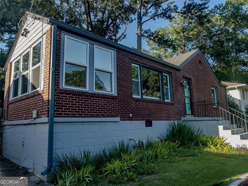 1216 GREENLEAF Road ATLANTA - 10
