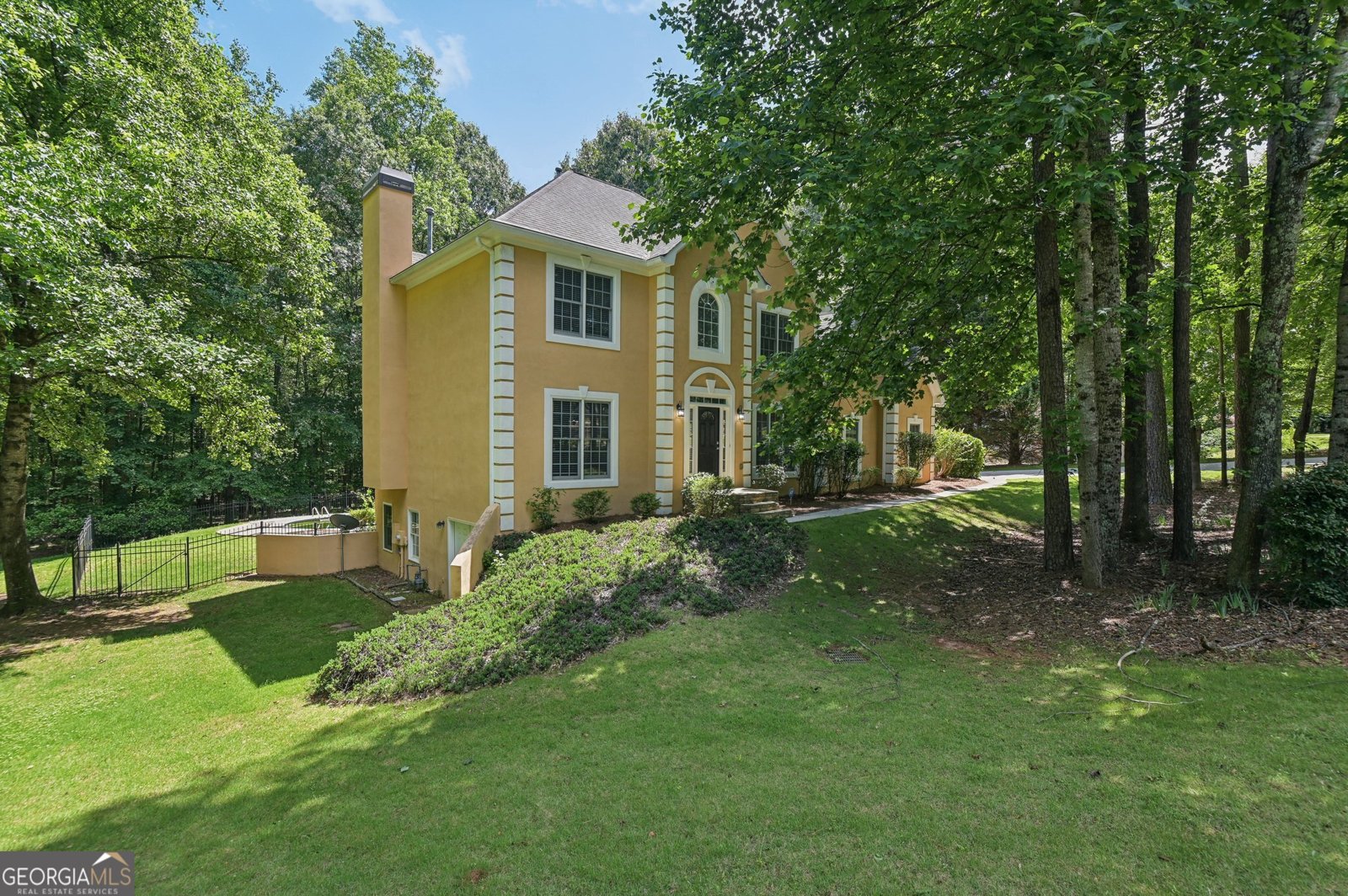 1112 Montclair Drive Peachtree City - 1