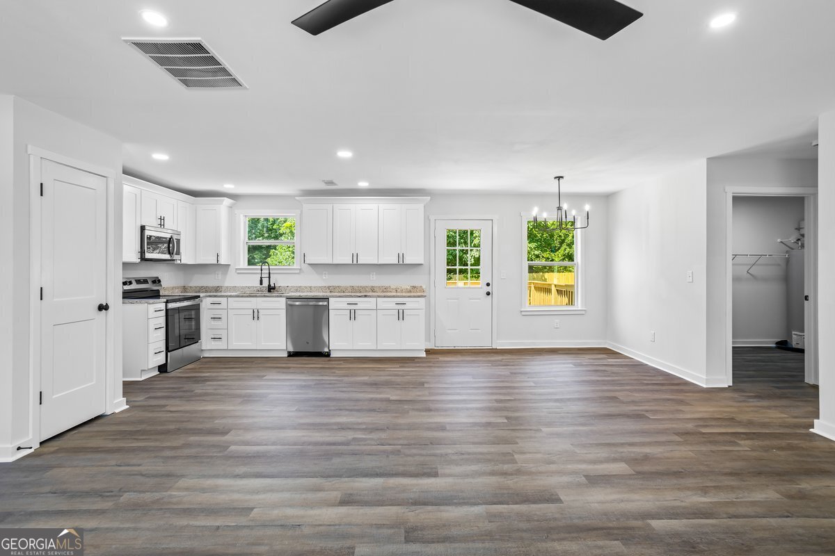 329 Oak Drive Social Circle - 15