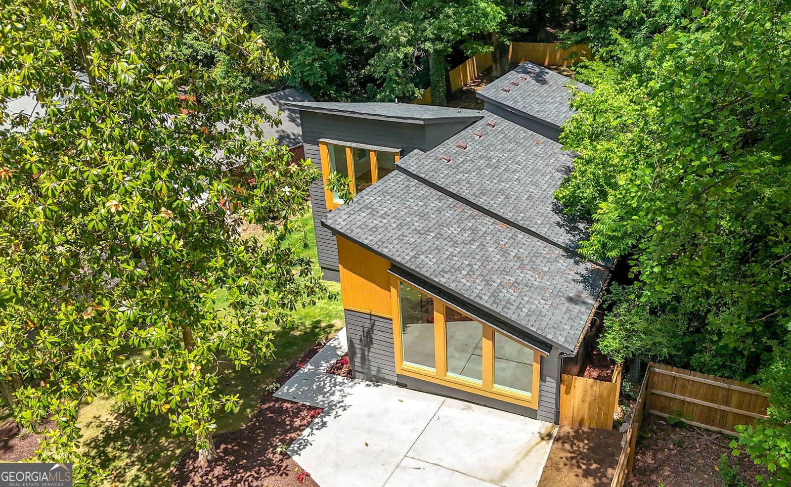 2155 Venetian Drive Atlanta - 24