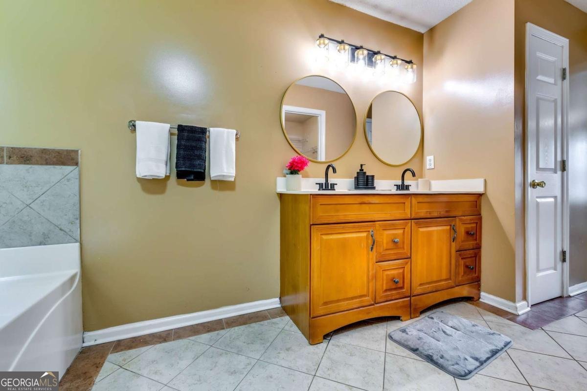 2050 Surrey Trail Atlanta - 24
