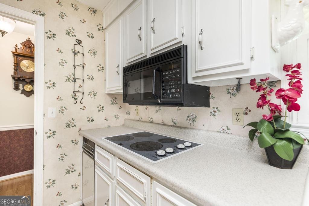 302 Woodhaven Road Centerville - 12