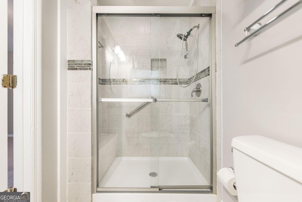 302 Woodhaven Road Centerville - 27