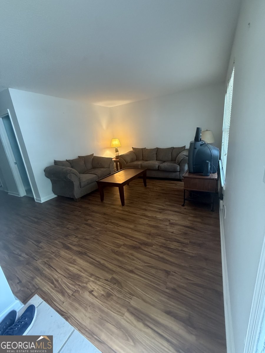 355 Leisure Court Marietta - 1