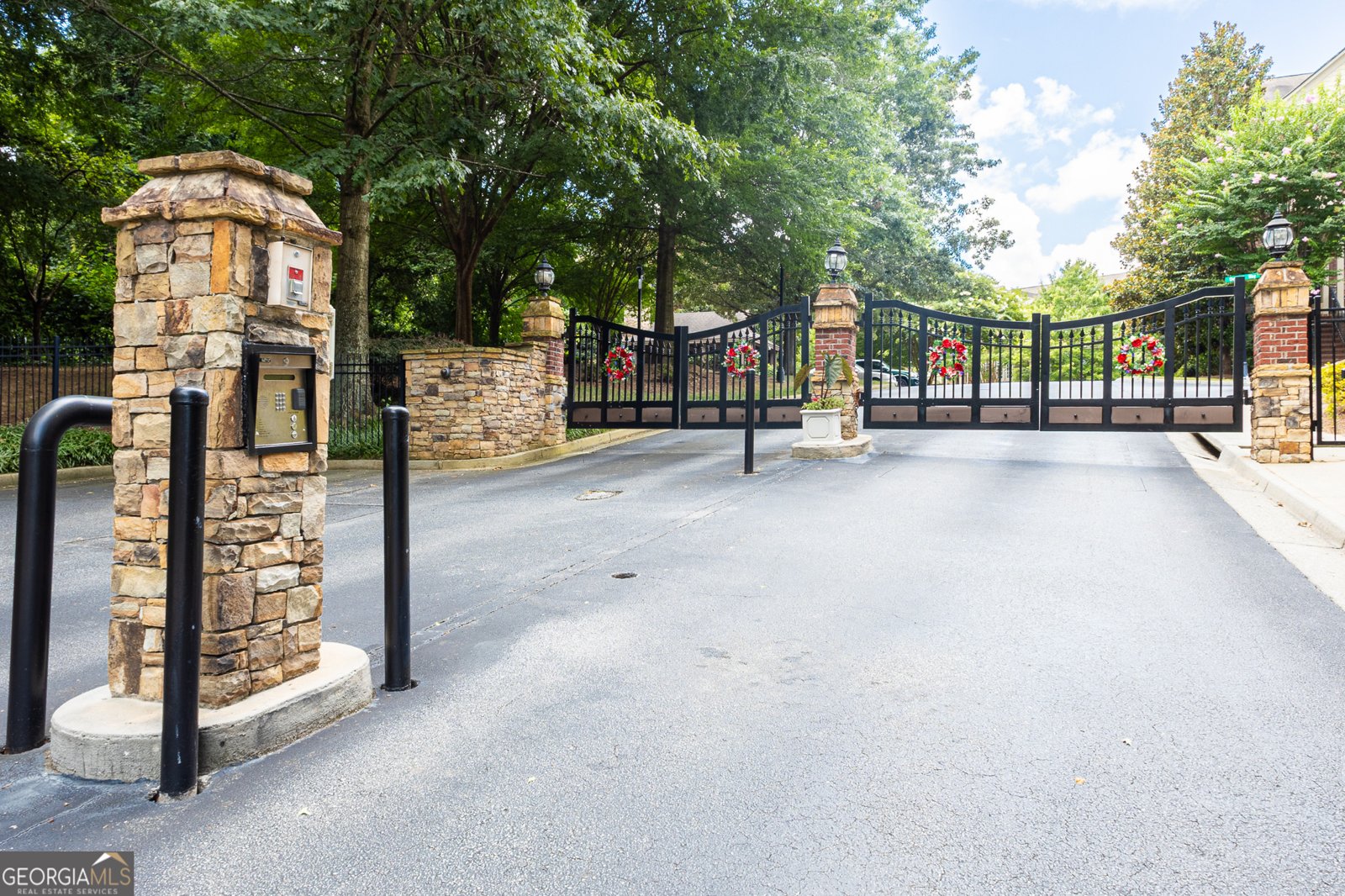 890 West Road Atlanta - 3