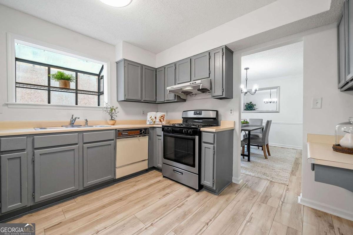 10490 Willow View Circle Johns Creek - 15