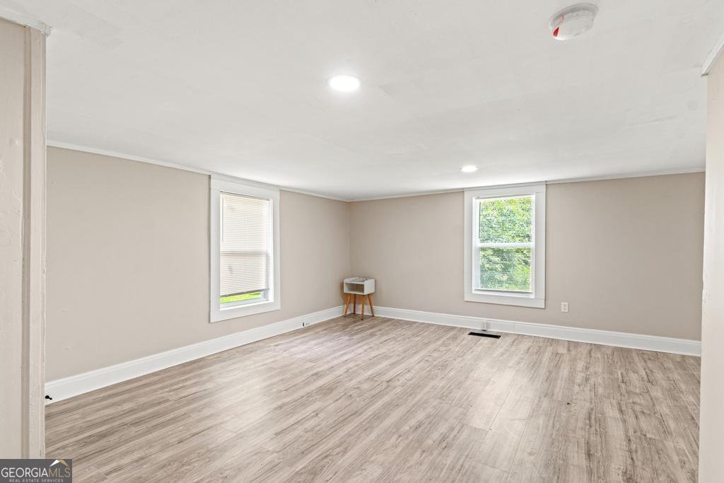 1050 College Ext Street Griffin - 18