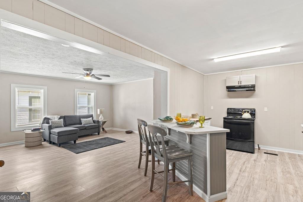 1050 College Ext Street Griffin - 5