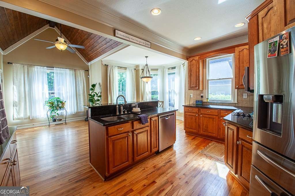 17 Branson Mill Drive Cartersville - 34