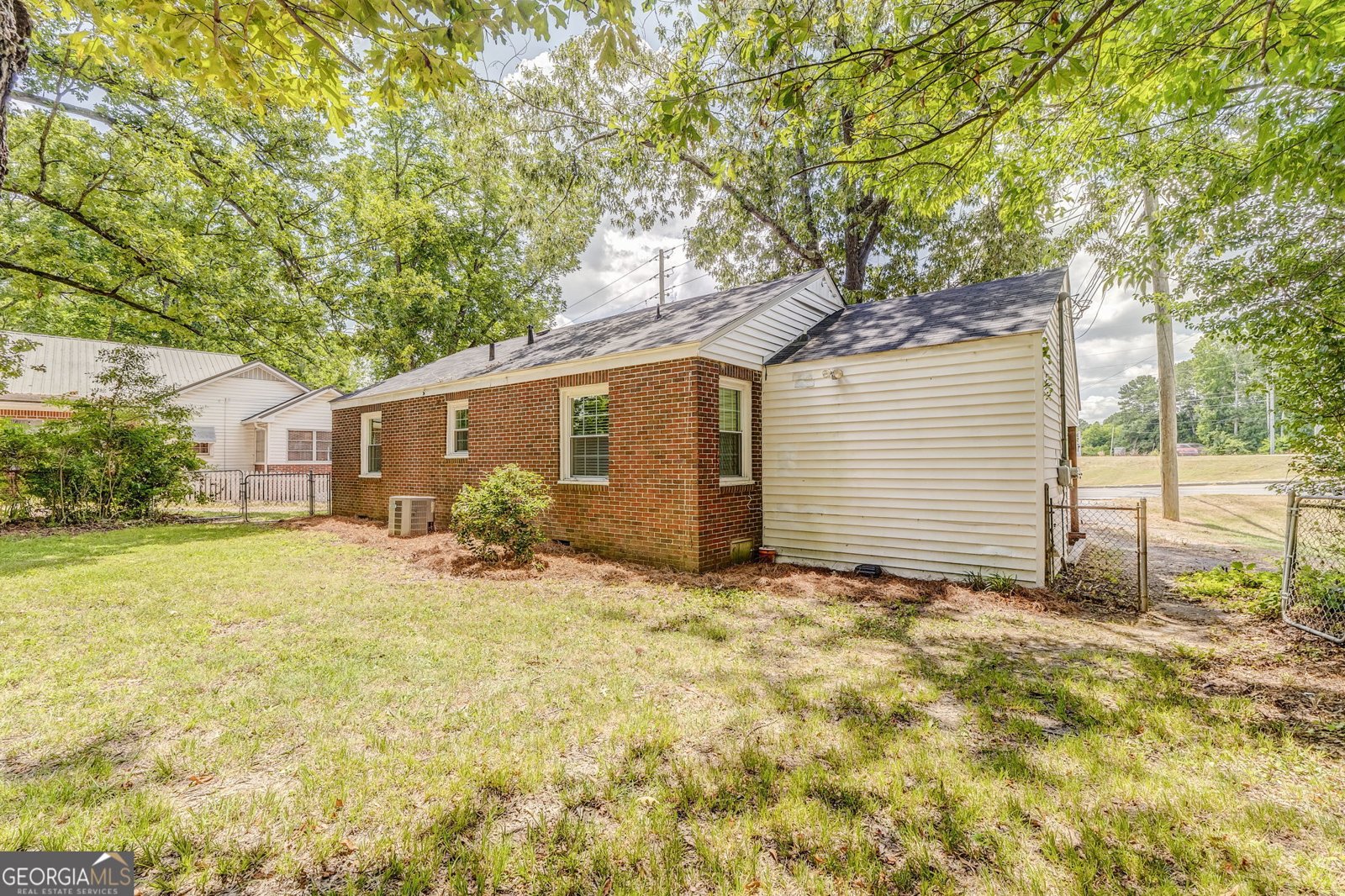 808 Charlton Street Rome - 18