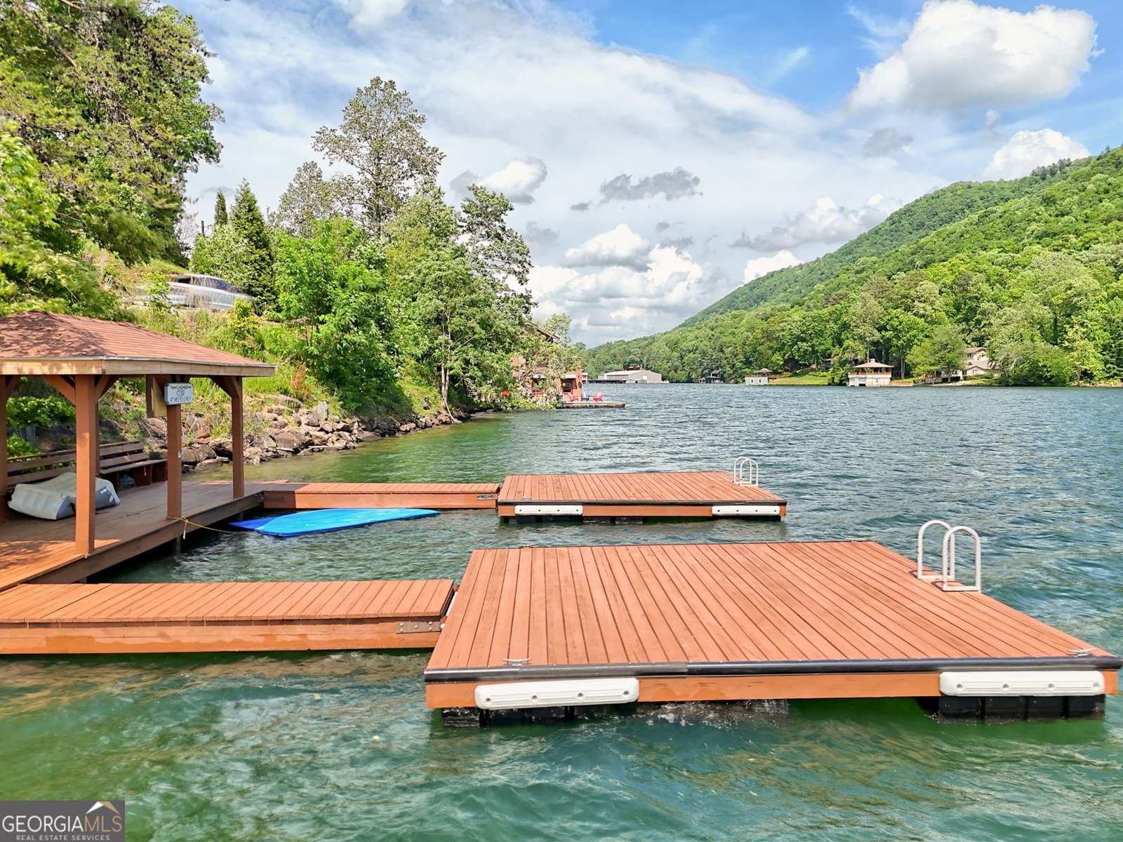 382 Finch Drive Clayton - 21