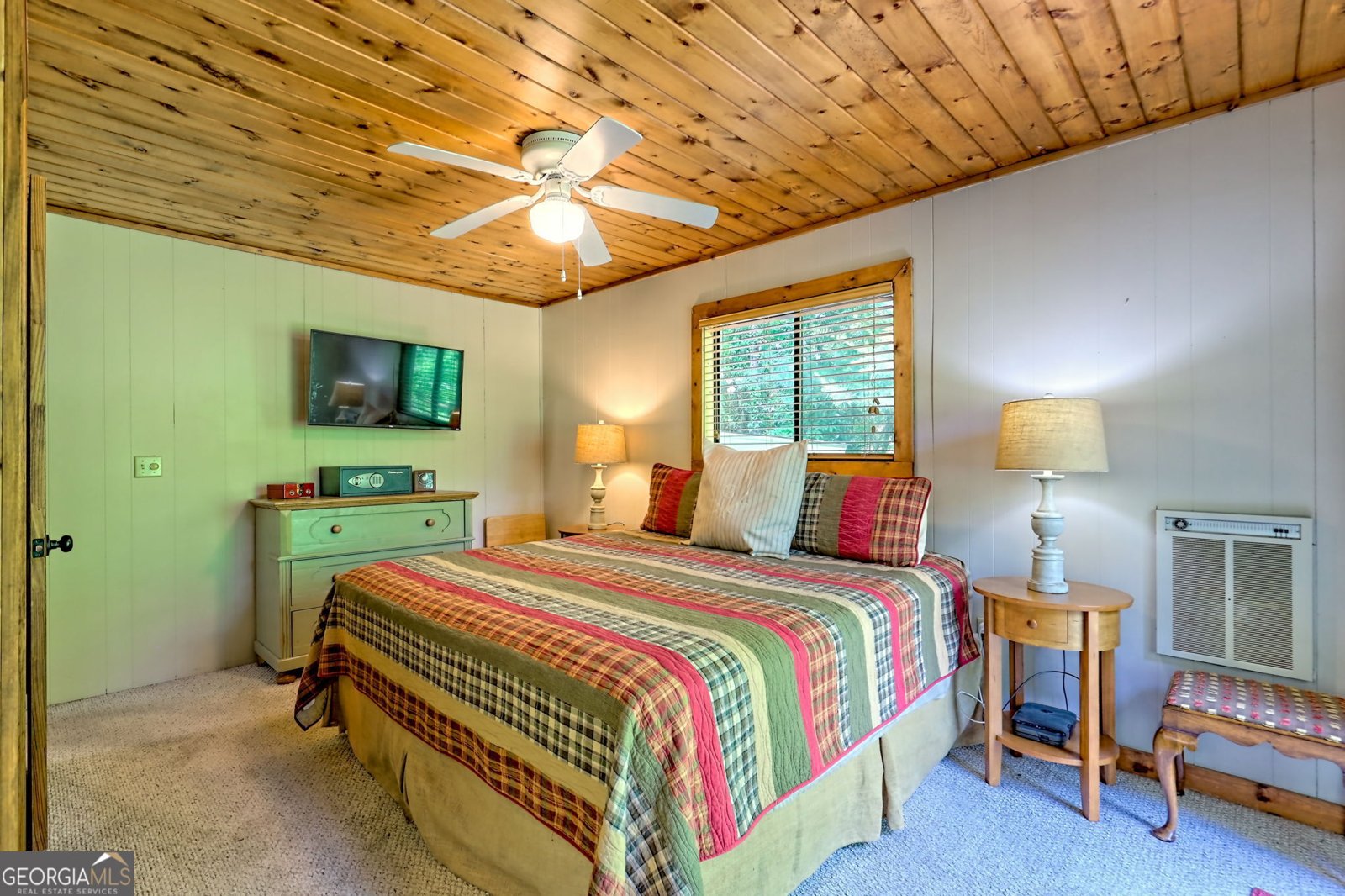 382 Finch Drive Clayton - 33