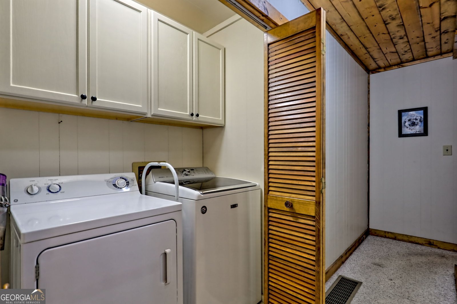 382 Finch Drive Clayton - 37