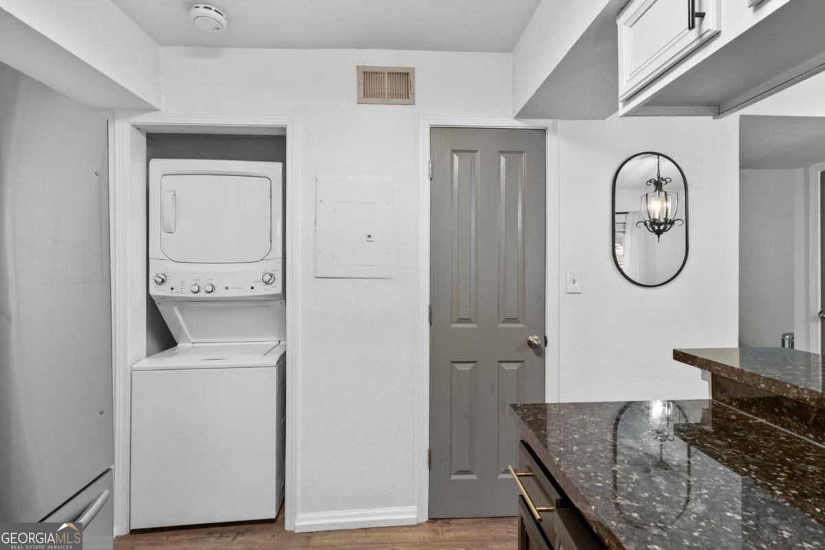 6940 Roswell Road Atlanta - 14