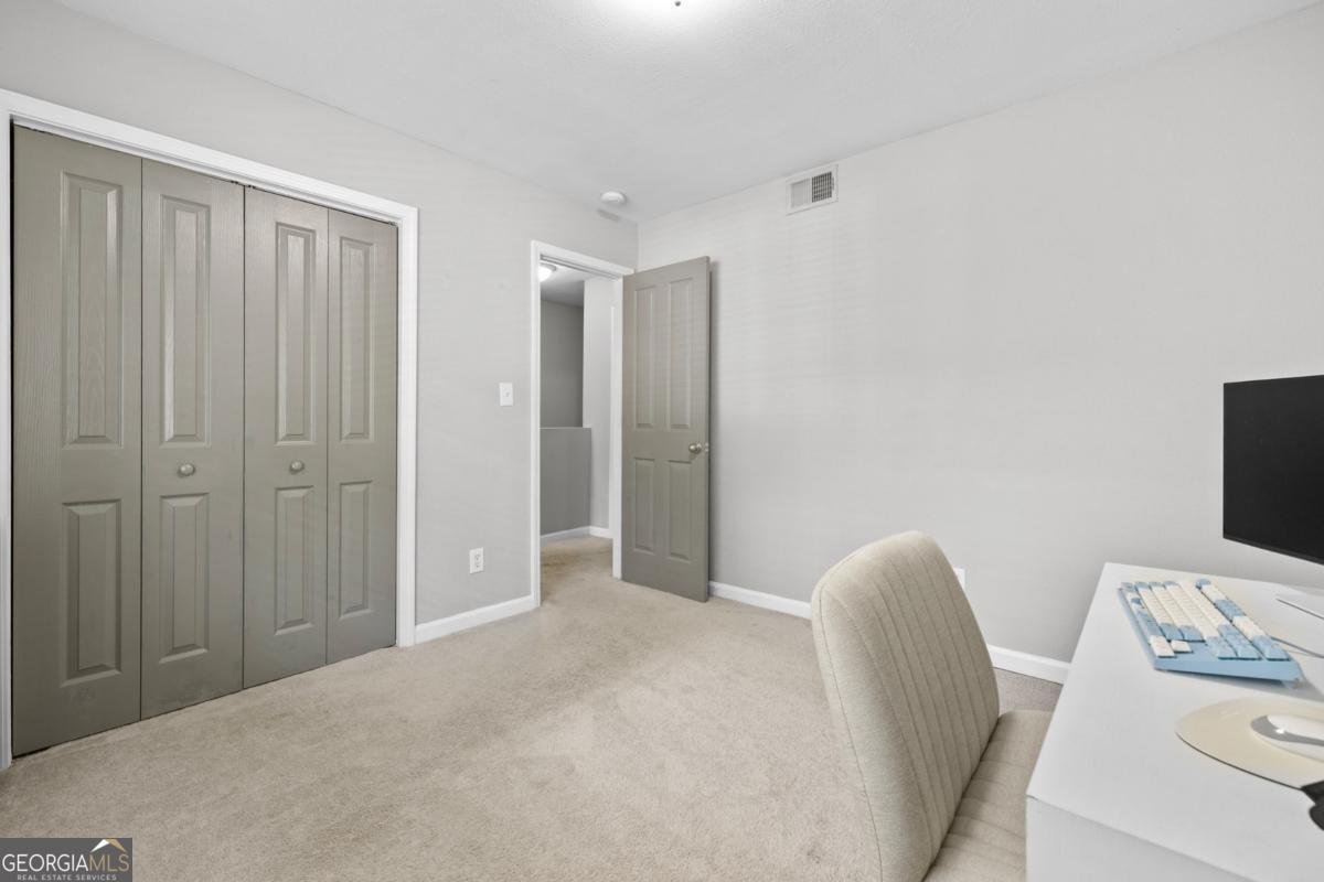 6940 Roswell Road Atlanta - 24