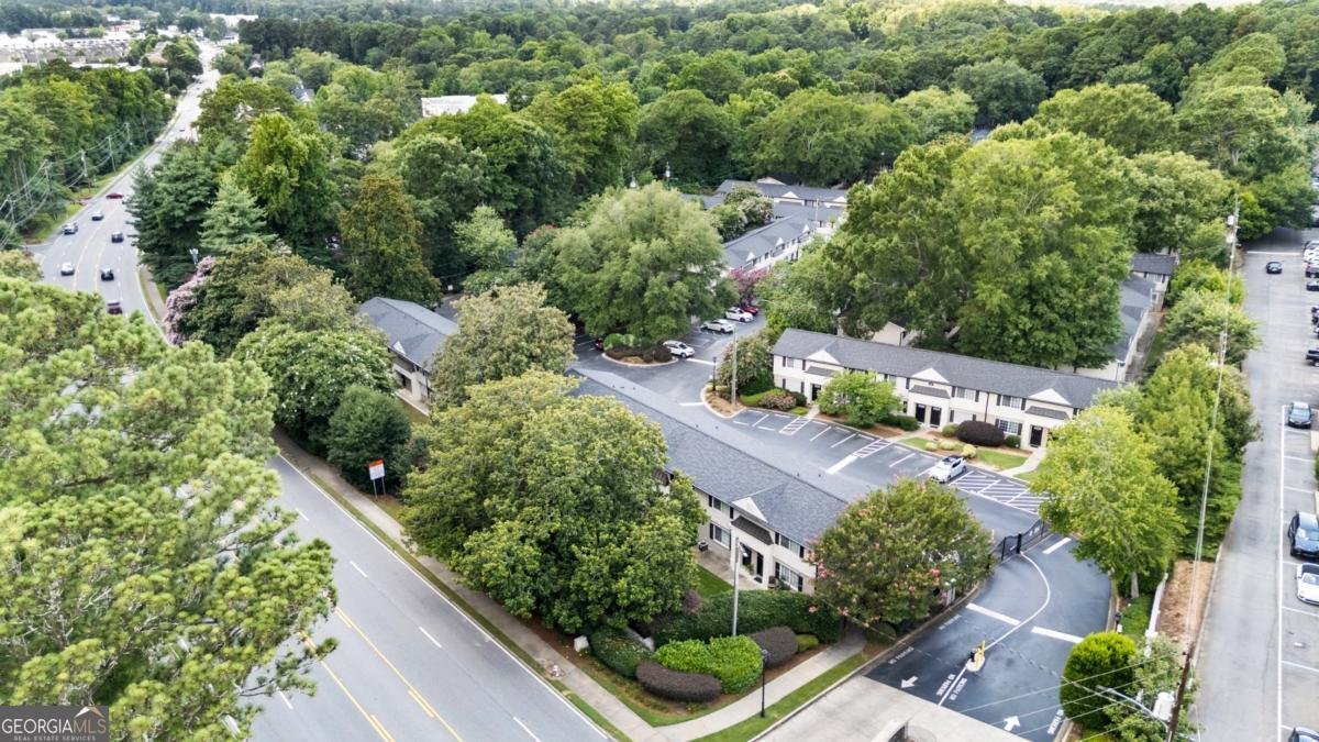 6940 Roswell Road Atlanta - 37