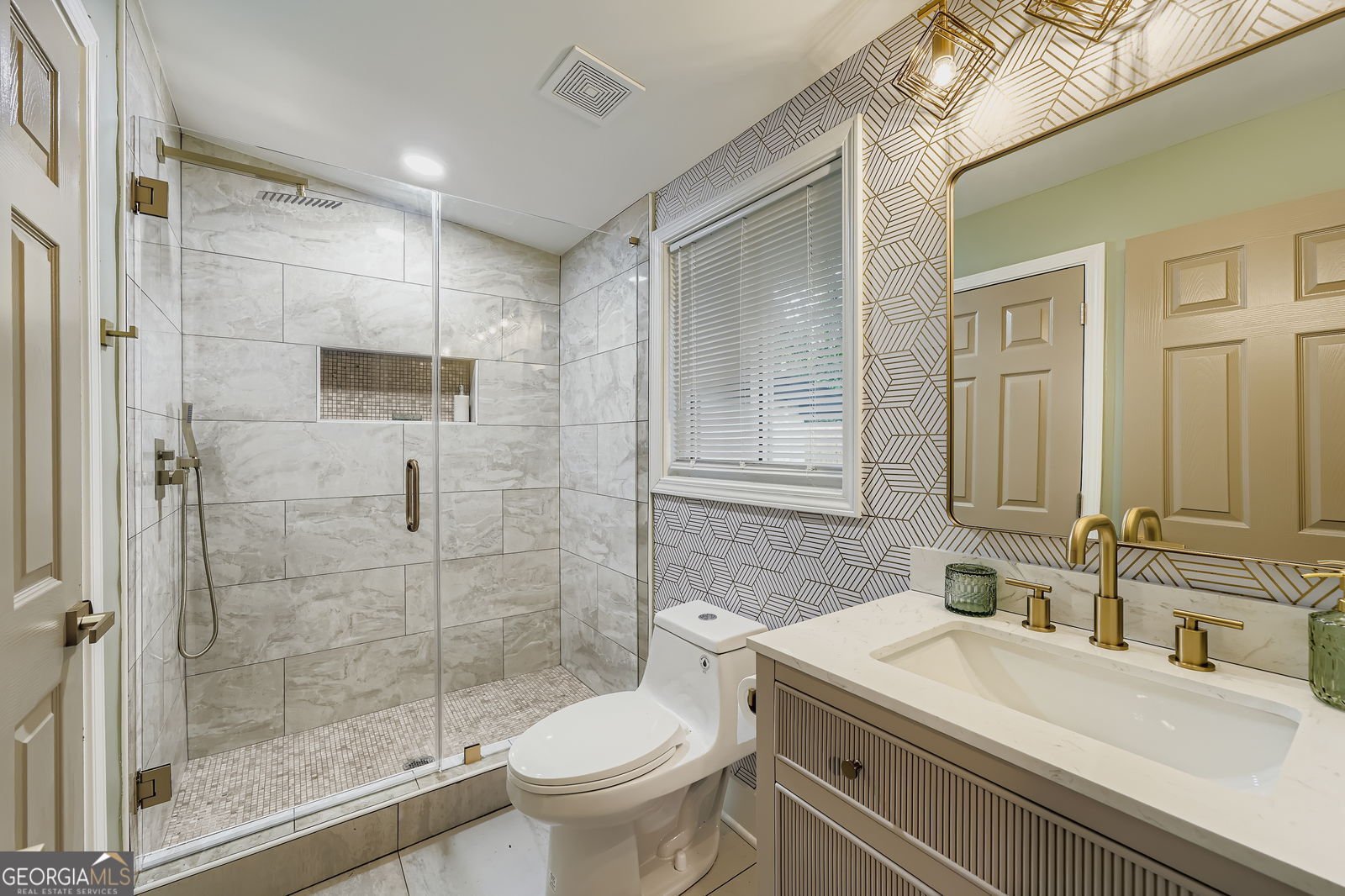 2047 Boulderview Drive Atlanta - 24