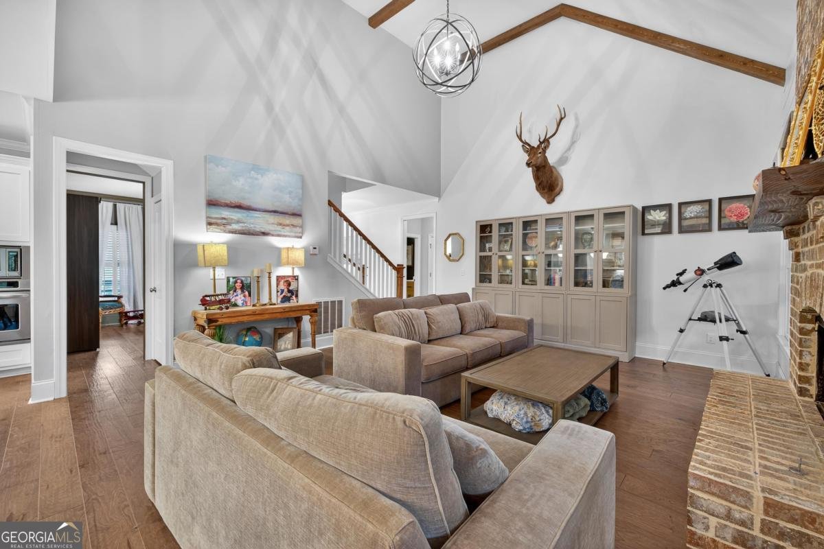 548 Village Road Madison - 10