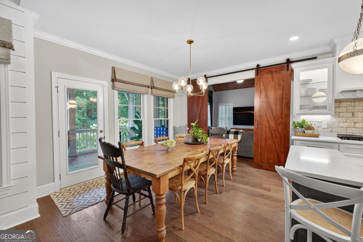 548 Village Road Madison - 16
