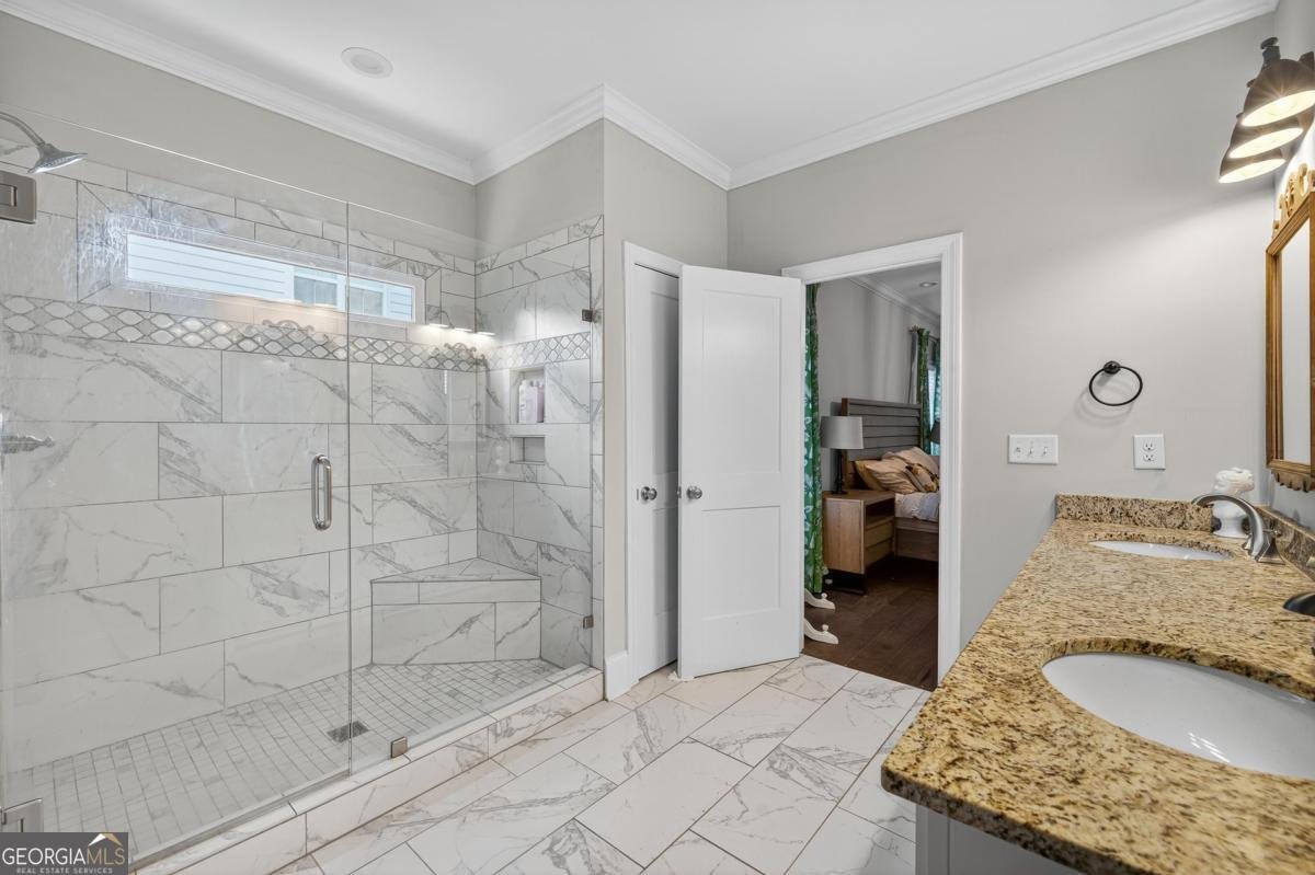 548 Village Road Madison - 25