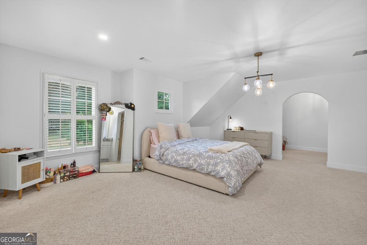 548 Village Road Madison - 34