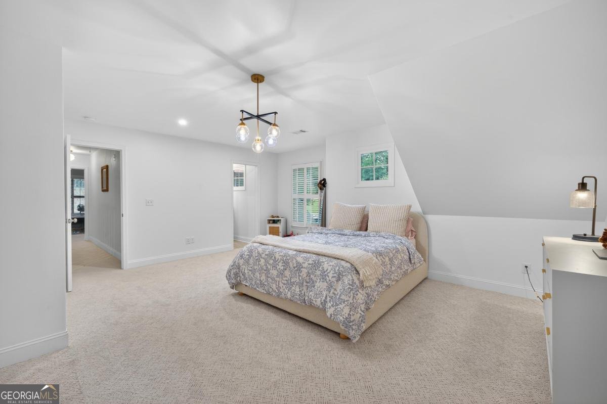 548 Village Road Madison - 36