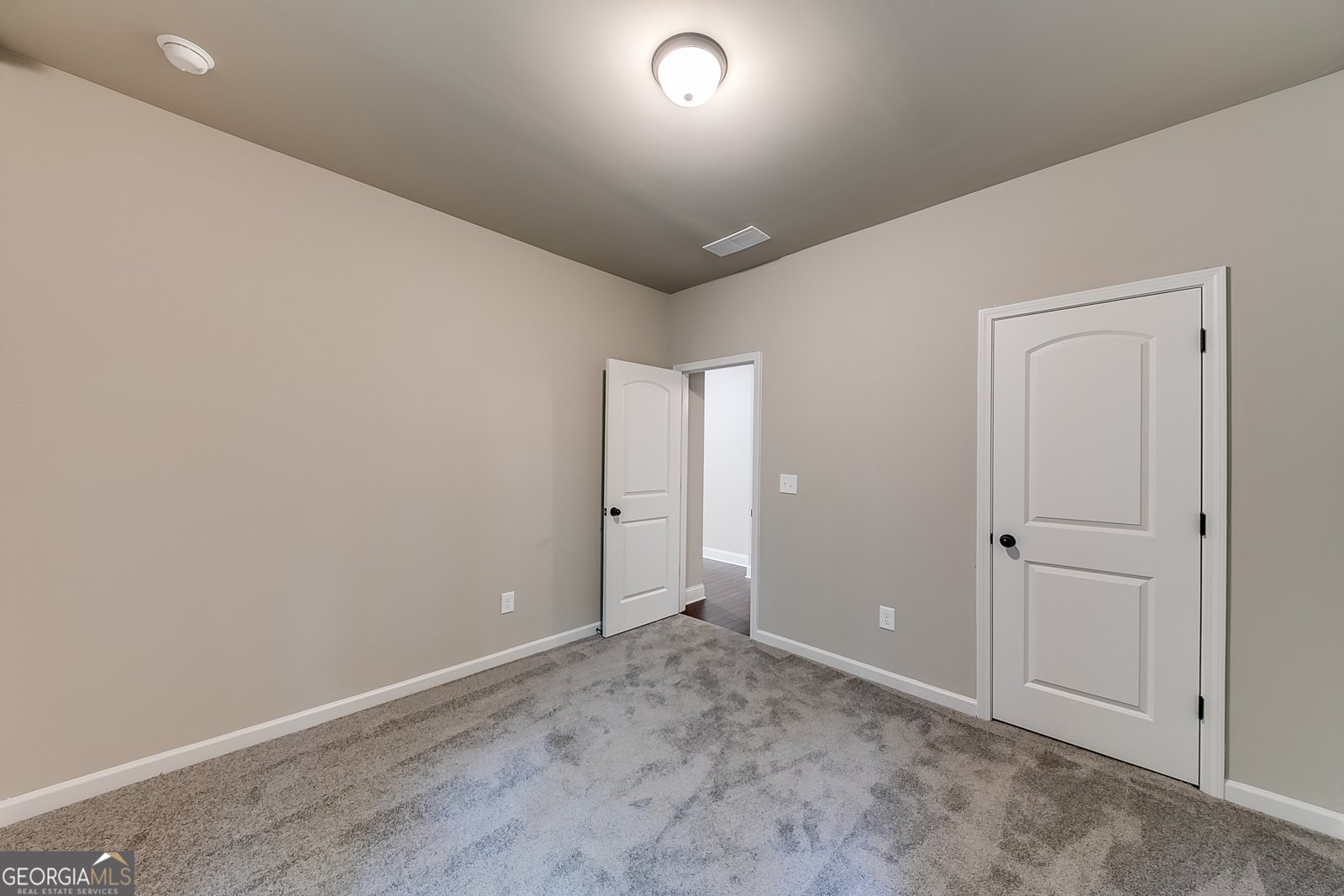 5726 Ridgewater Circle Gainesville - 24
