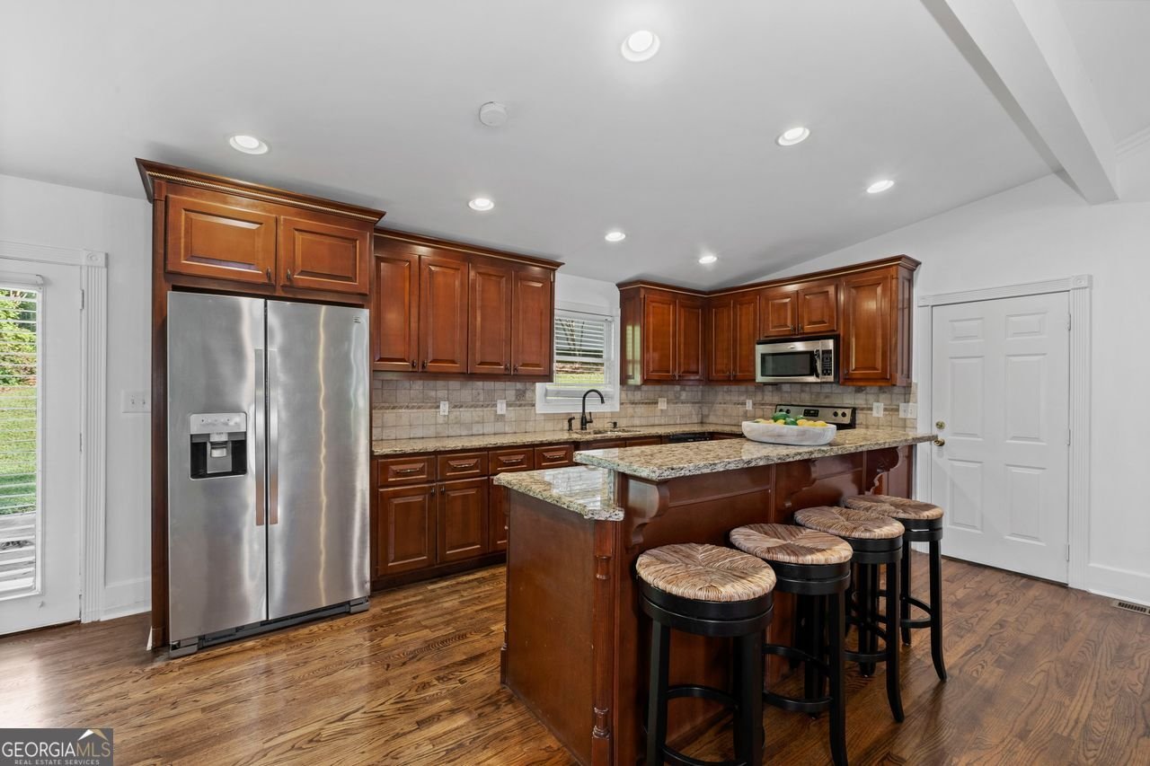 2842 BRIARCLIFF Road Atlanta - 11