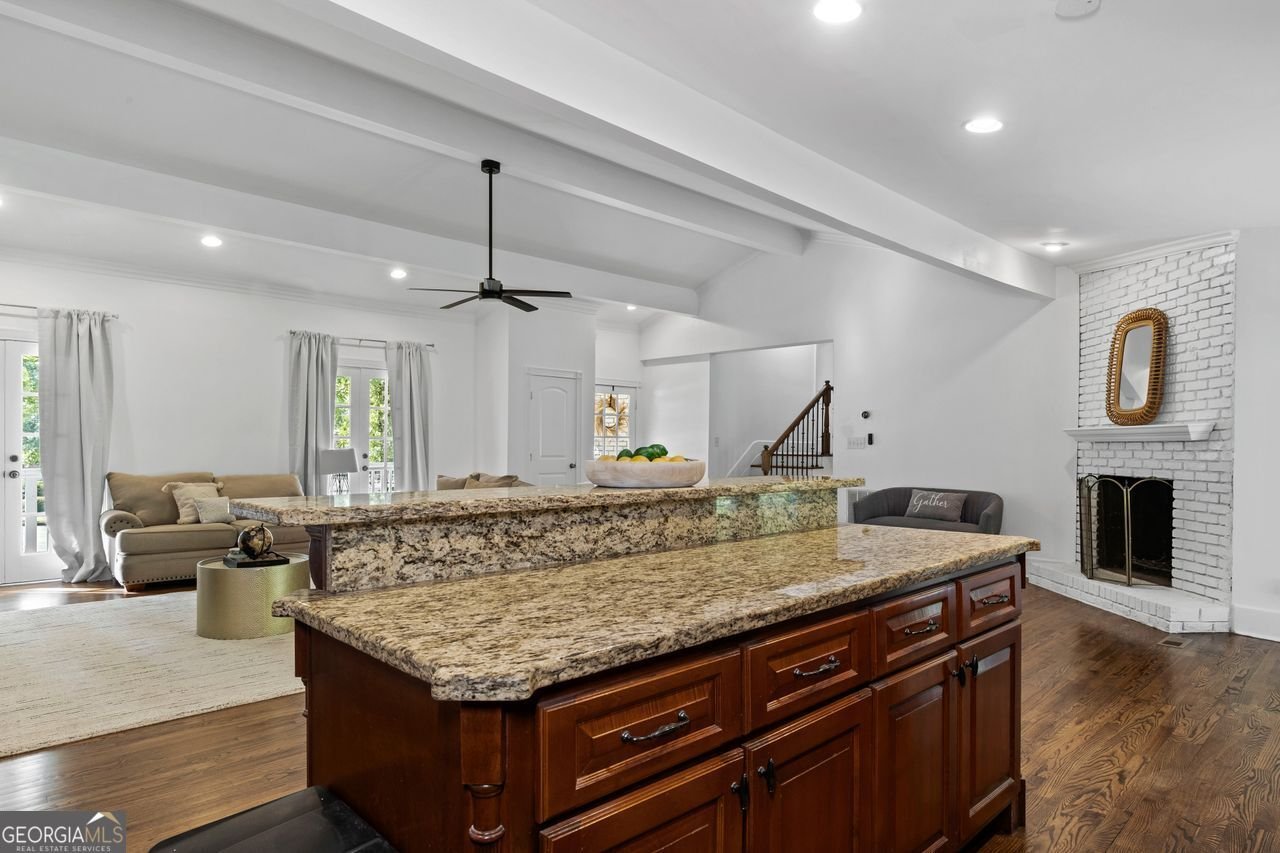 2842 BRIARCLIFF Road Atlanta - 13