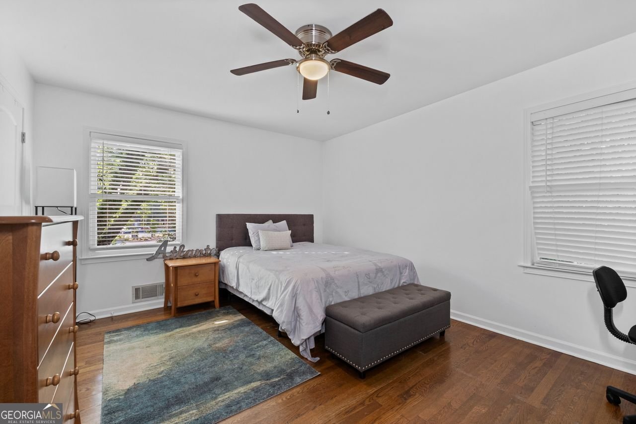 2842 BRIARCLIFF Road Atlanta - 17