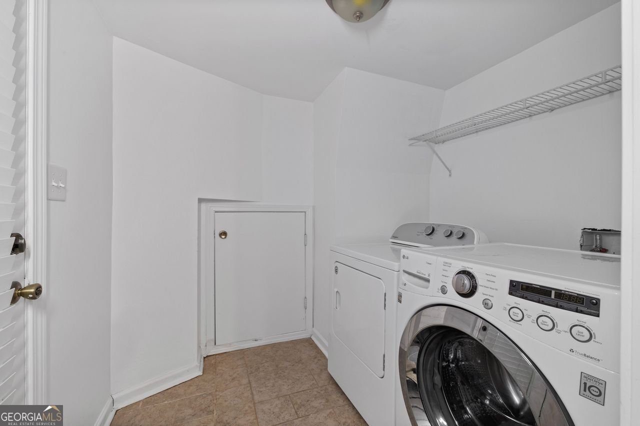 2842 BRIARCLIFF Road Atlanta - 27