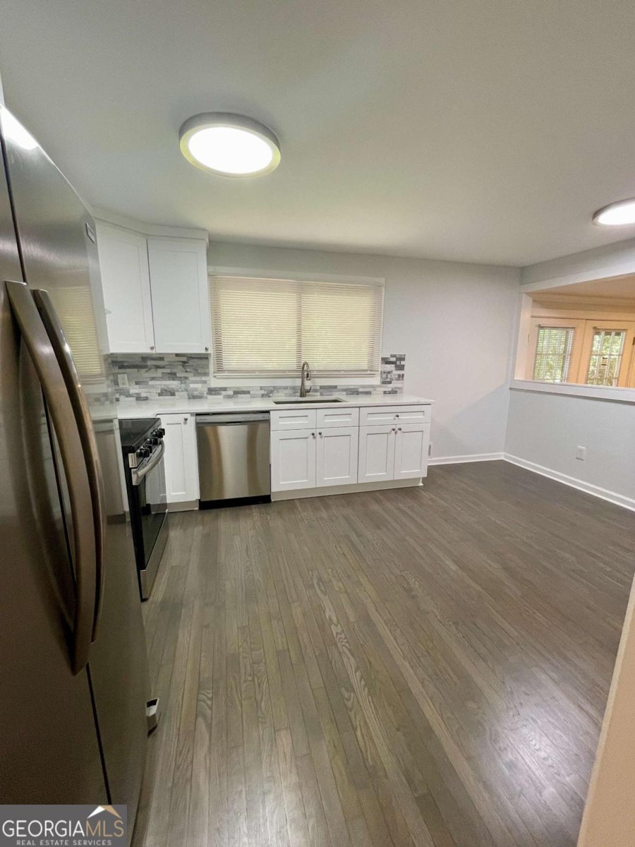 5847 Pinetree Lane Rex - 15