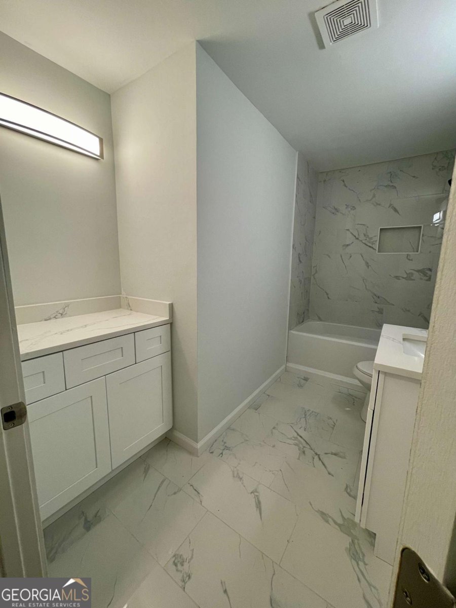 5847 Pinetree Lane Rex - 30