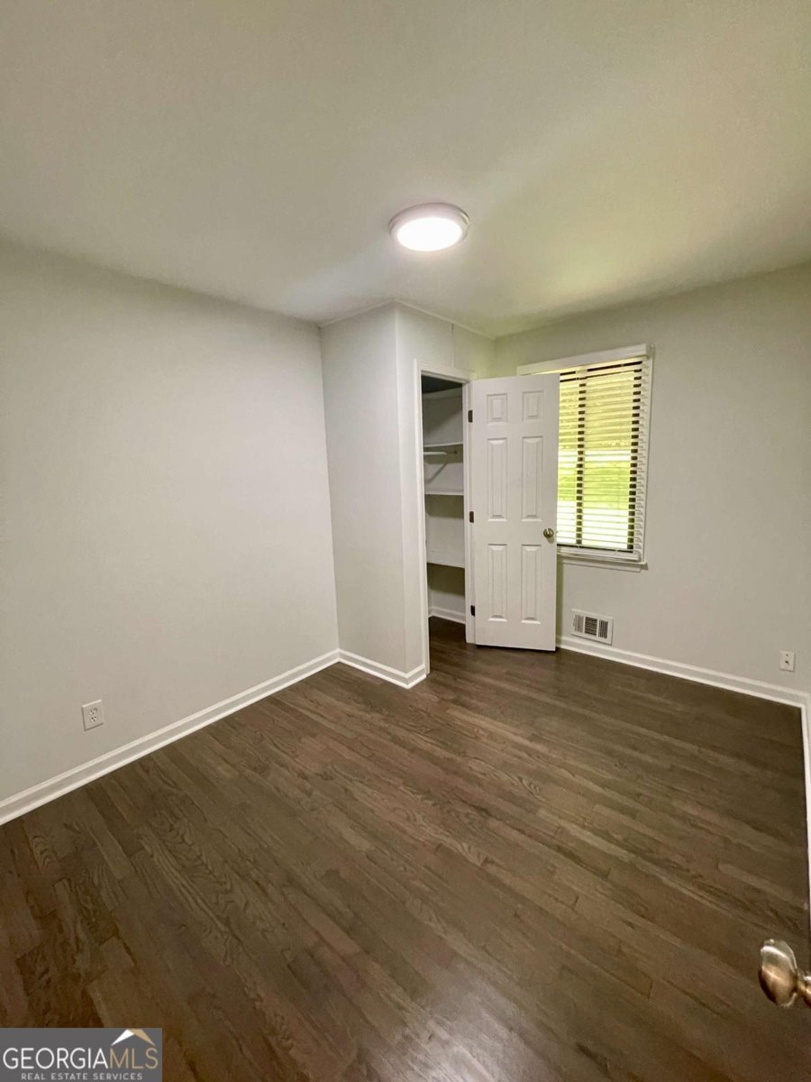 5847 Pinetree Lane Rex - 40