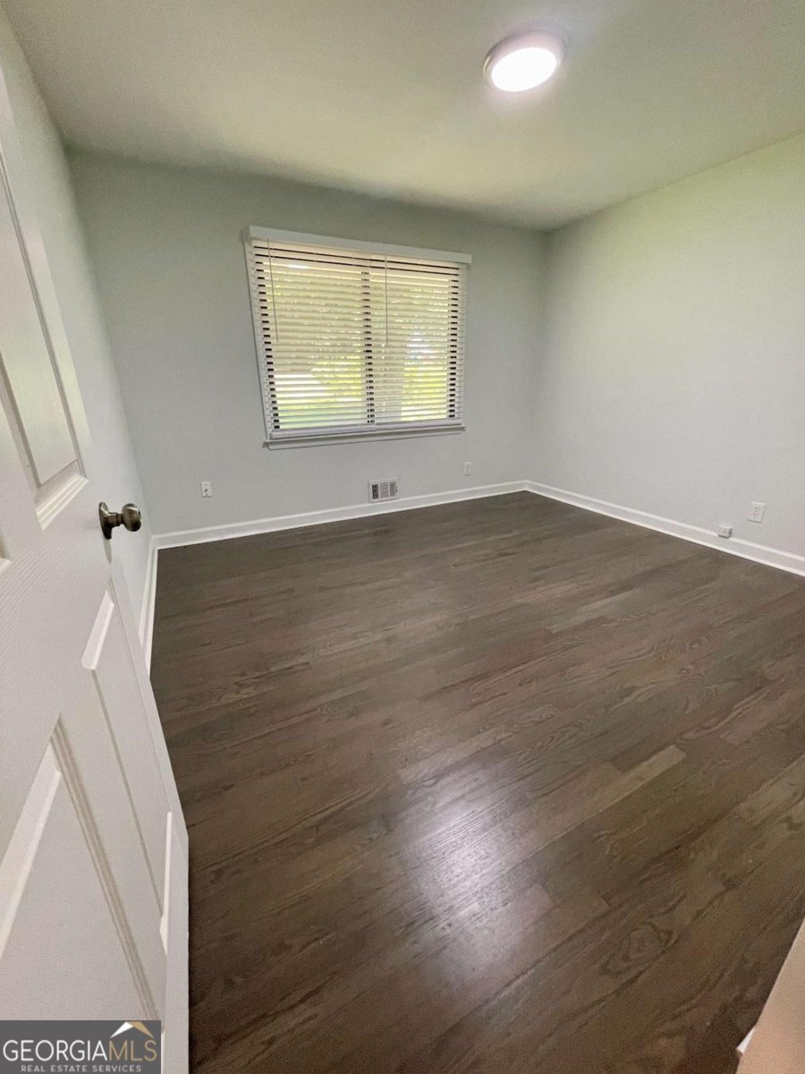 5847 Pinetree Lane Rex - 41