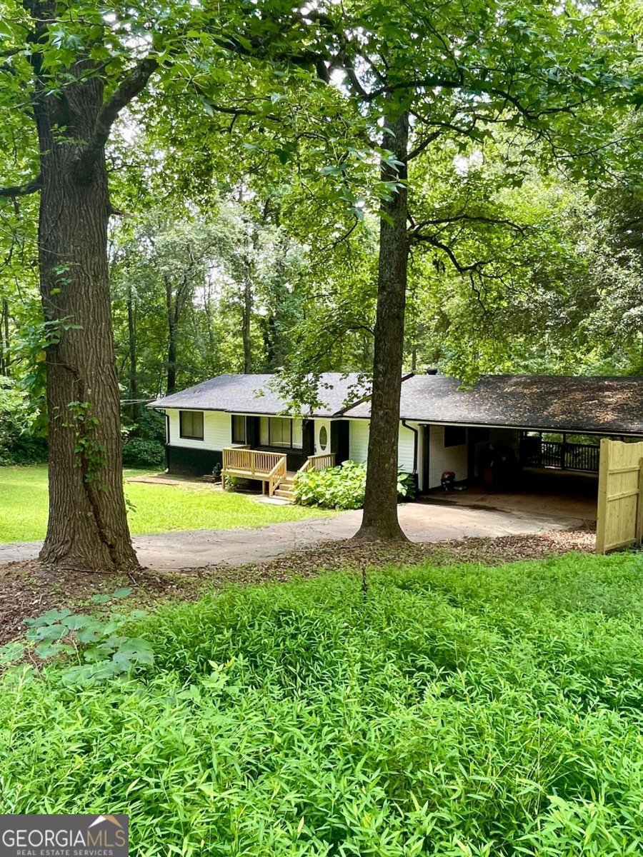 5847 Pinetree Lane Rex - 67