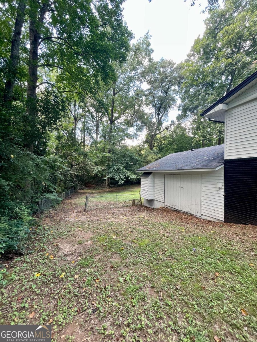 5847 Pinetree Lane Rex - 79