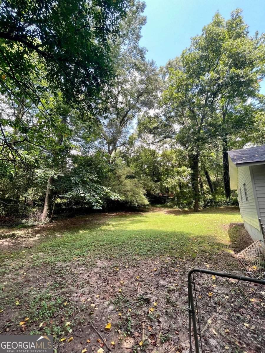 5847 Pinetree Lane Rex - 82