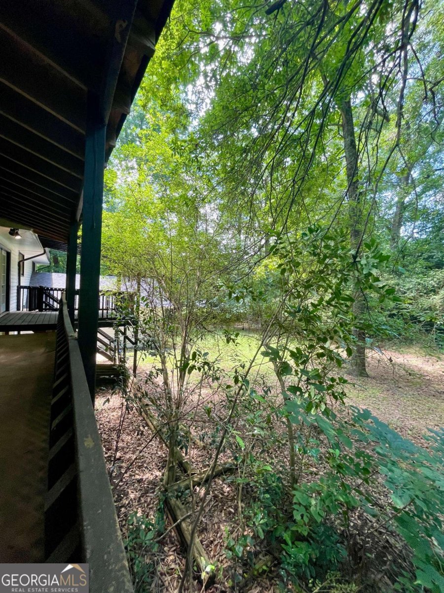 5847 Pinetree Lane Rex - 85