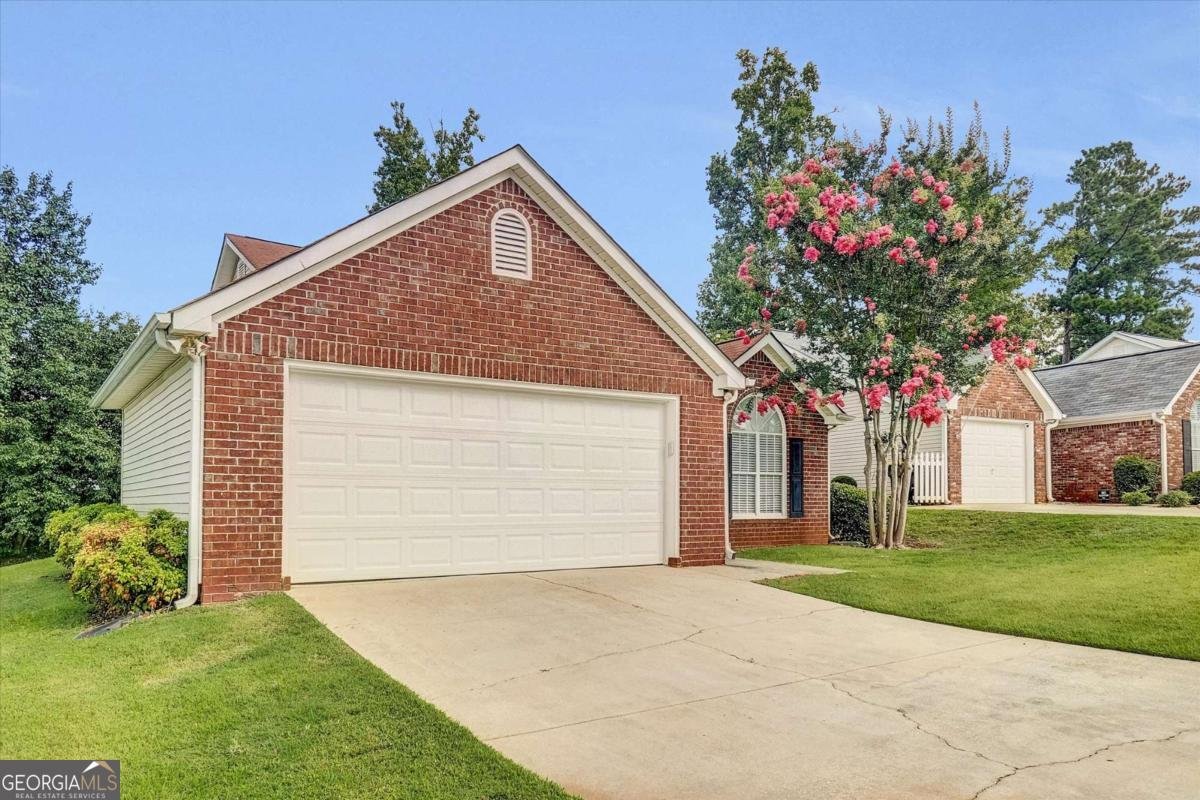 97 Greentree Drive Newnan - 1