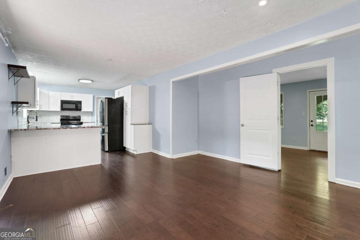 5826 SIMONE Drive Stone Mountain - 10