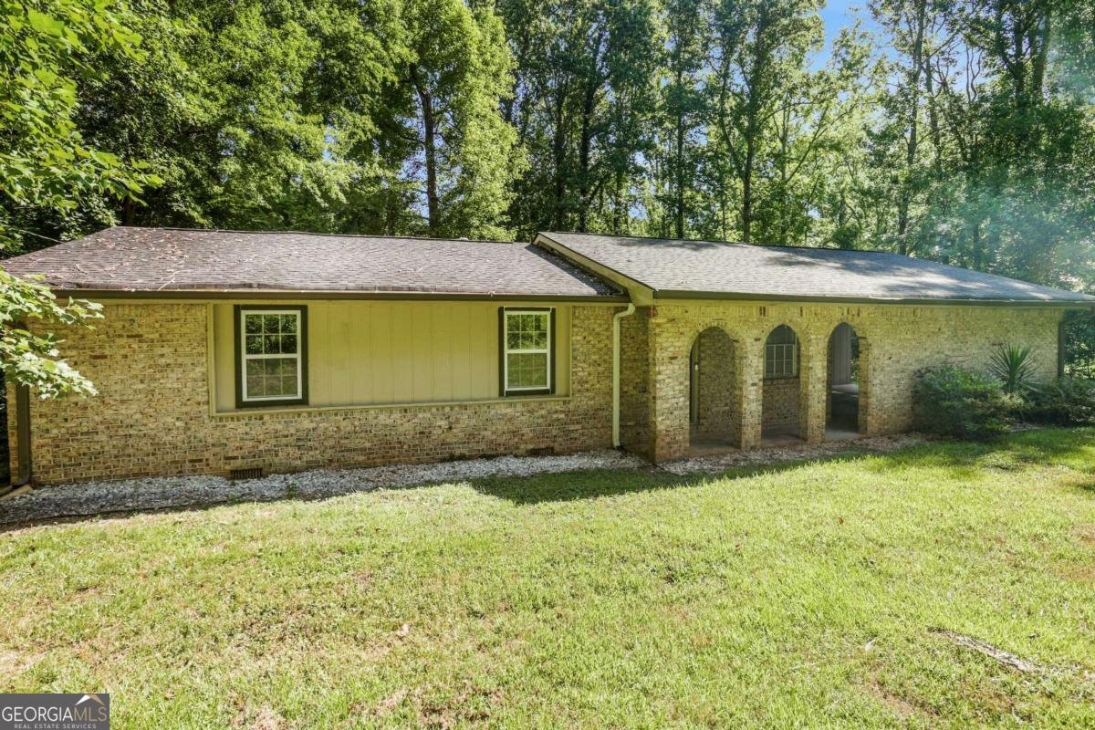 5826 SIMONE Drive Stone Mountain - 2