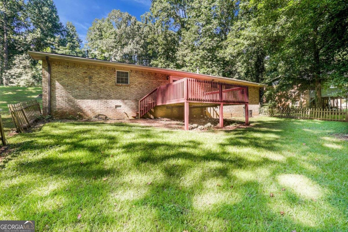5826 SIMONE Drive Stone Mountain - 35
