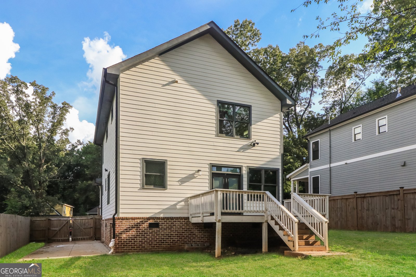 1121 Birch Street Atlanta - 25