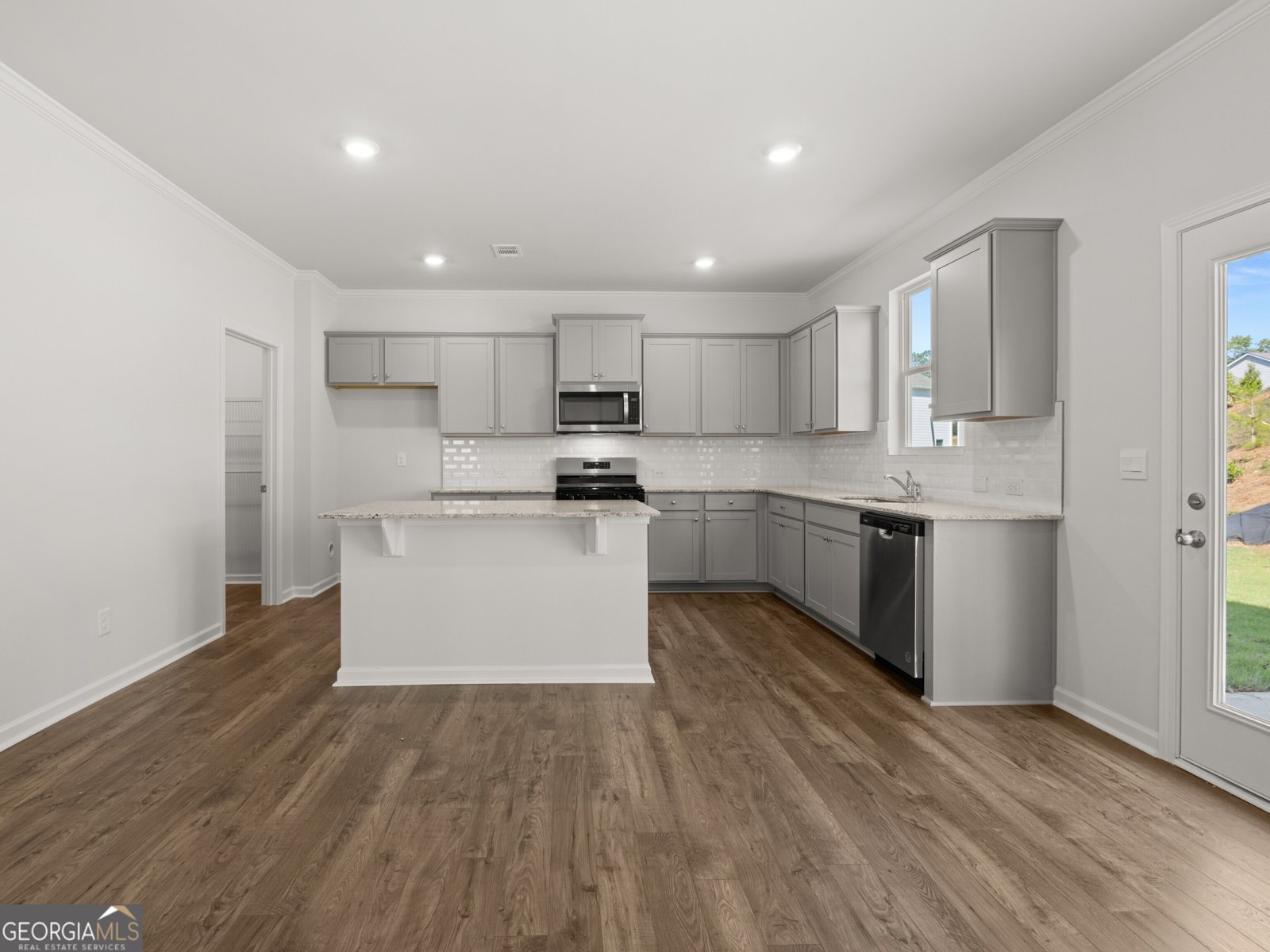 148 Landsdowne Way Cartersville - 1
