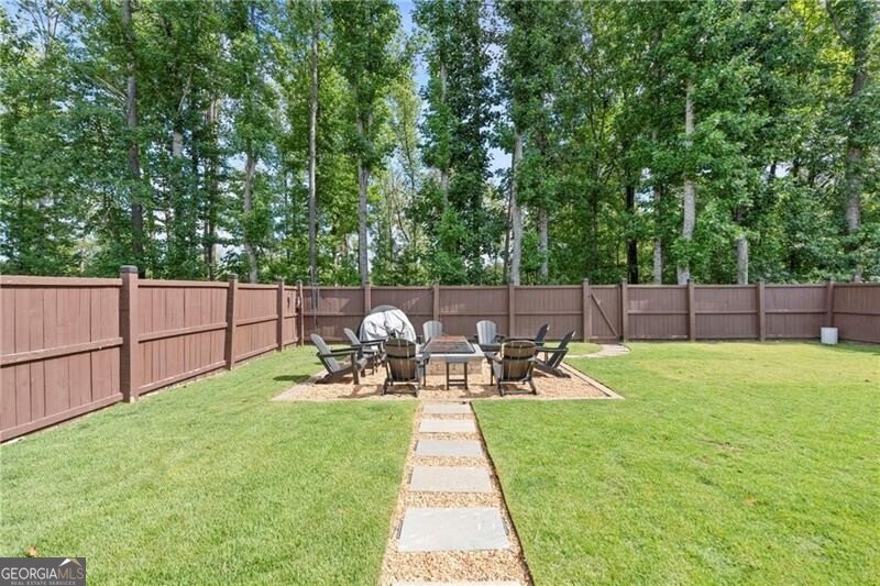 404 Barnwood Lane Dawsonville - 1