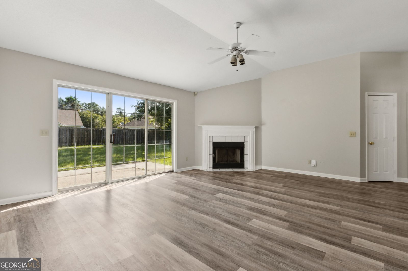 302 Hunt Club Road St. Marys - 11