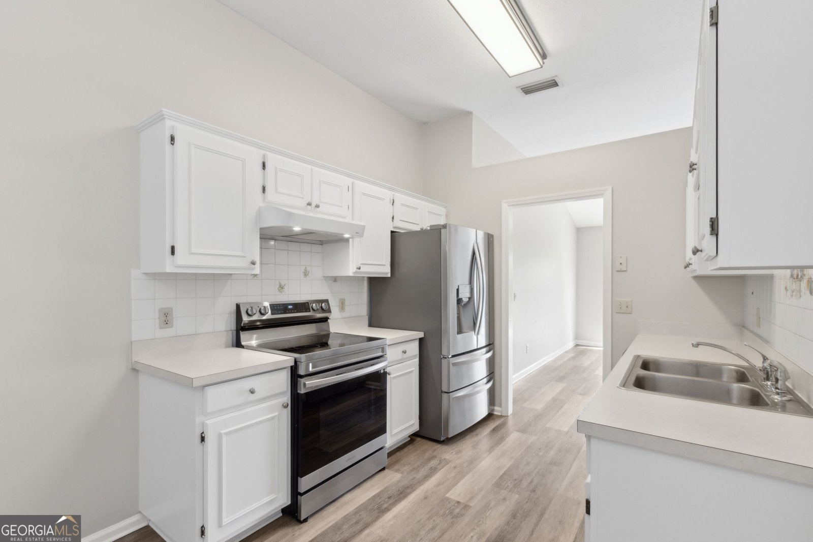 302 Hunt Club Road St. Marys - 14